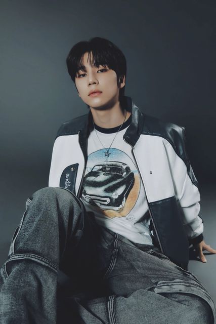 Ken-fullBodyPicture(6)